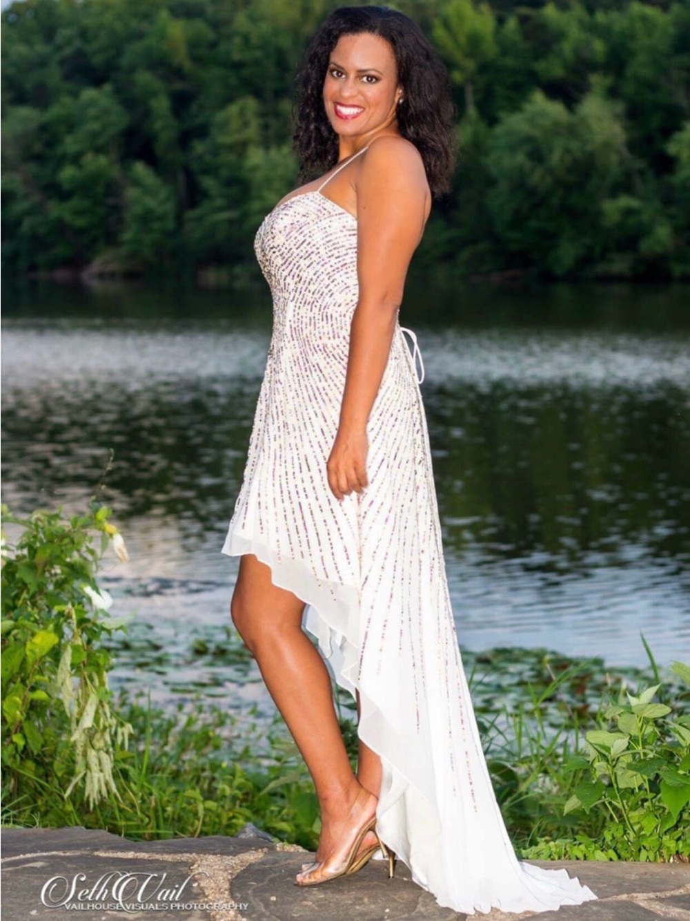 Dave & Johnny - Elegant White Beaded High-Low Evening Dress